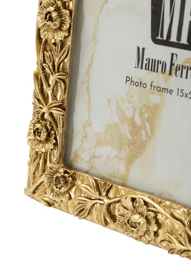 Cornice Poppy 19,8x2x25 cm in stile decorativo