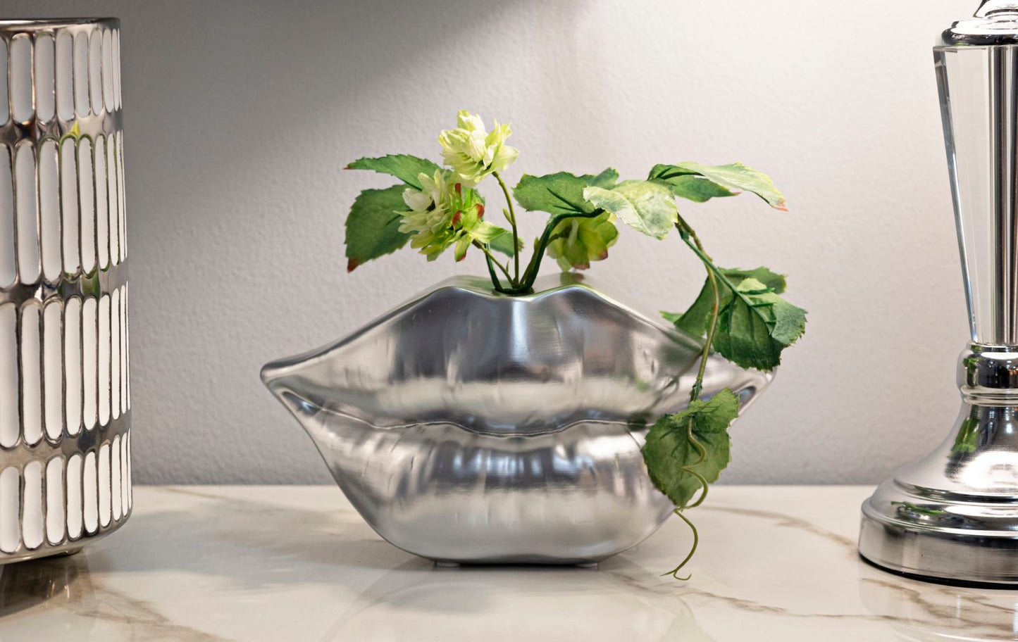 VASO MOUTH LIP SILVER CM 23X8X12