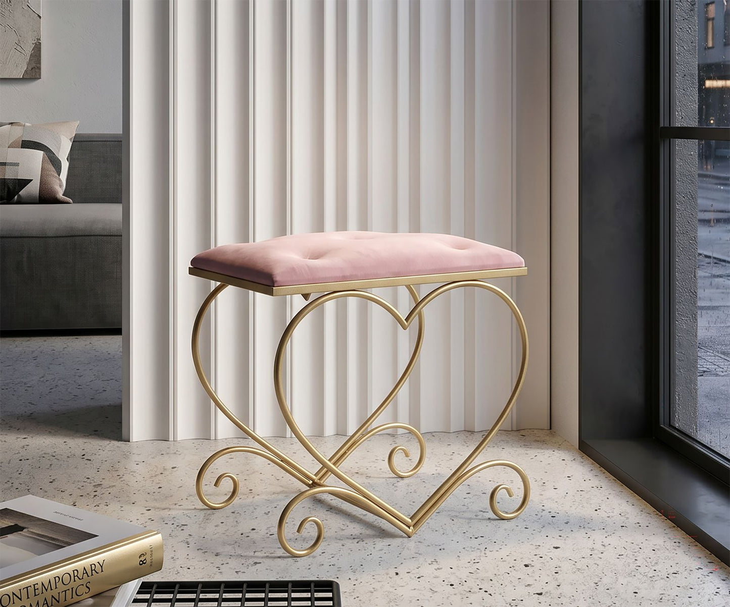 SGABELLO HEART ROSA CM 50X37,5X51,5