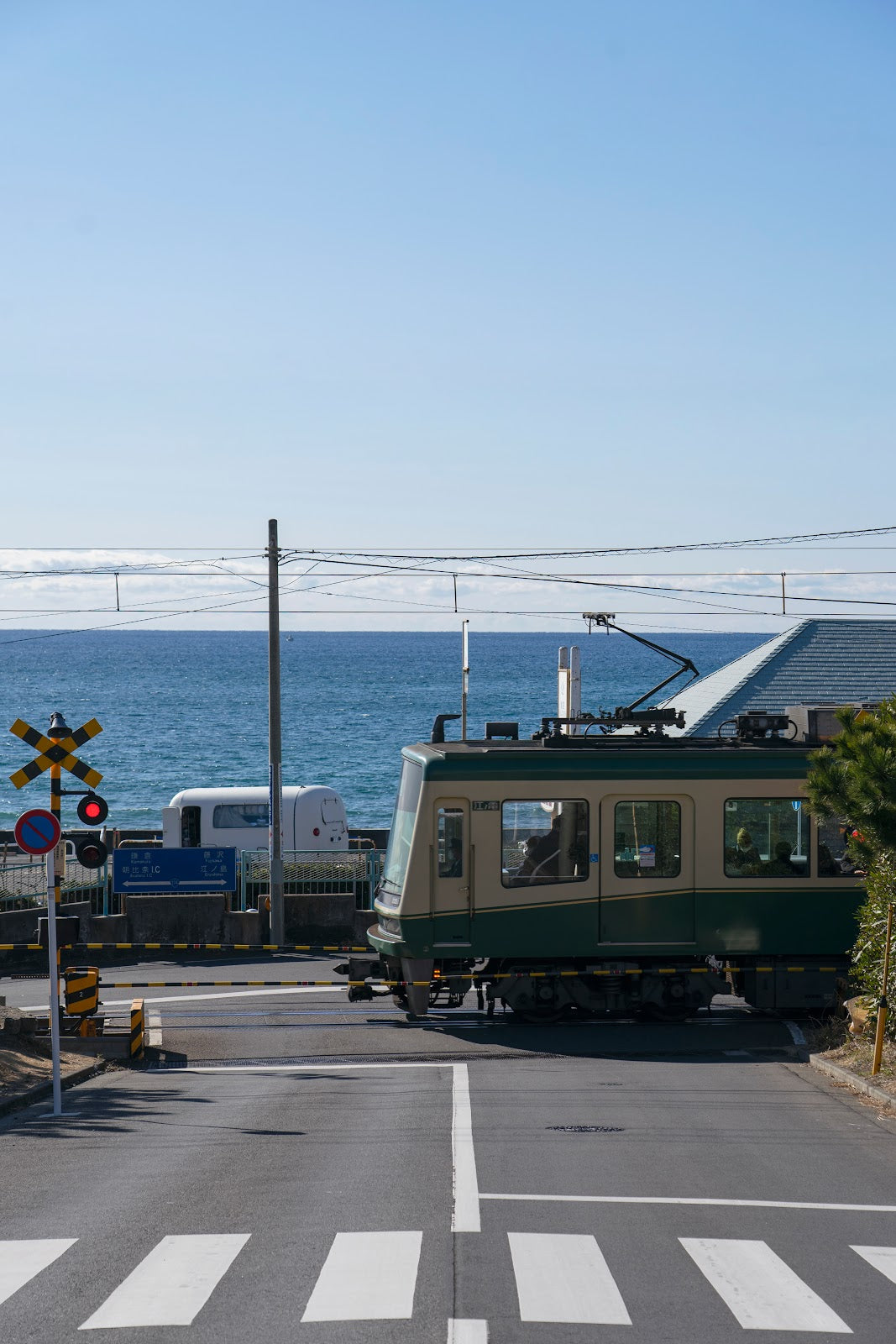 TRAM GIAPPONESE CON LUCE