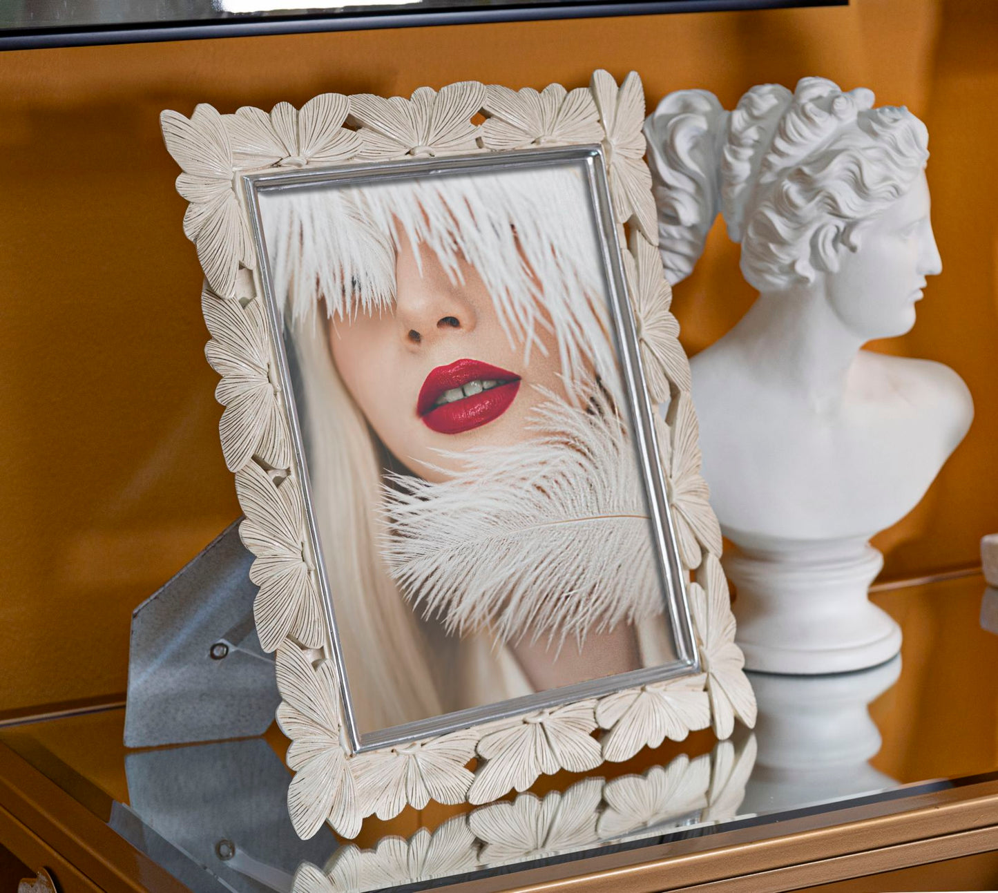 Cornice Butterfly 28x33,3 cm in Resina – Interno 20x25 cm